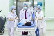 Bệnh viện Hùng Vương kịp thời chi viện và hỗ trợ chuyên môn cứu sống sản phụ đột ngột hôn mê sâu