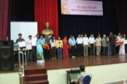 Bệnh viện Hùng Vương nhận Bằng khen về thành tích Hiến máu Nhân đạo năm 2008