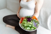 Chế độ ăn uống lành mạnh khi mang thai
