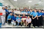 Đêm giao thừa tại bệnh viện Hùng Vương - Nơi lan tỏa yêu thương